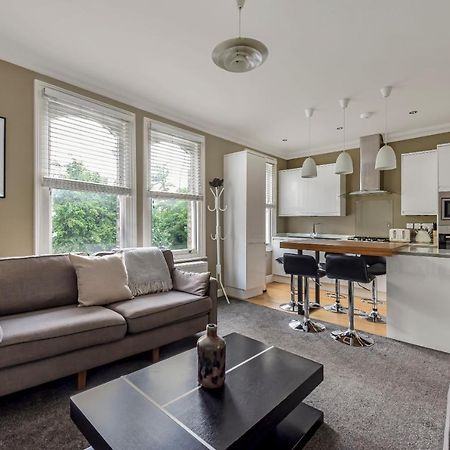 The West Kensington Apartments Лондон Екстер'єр фото