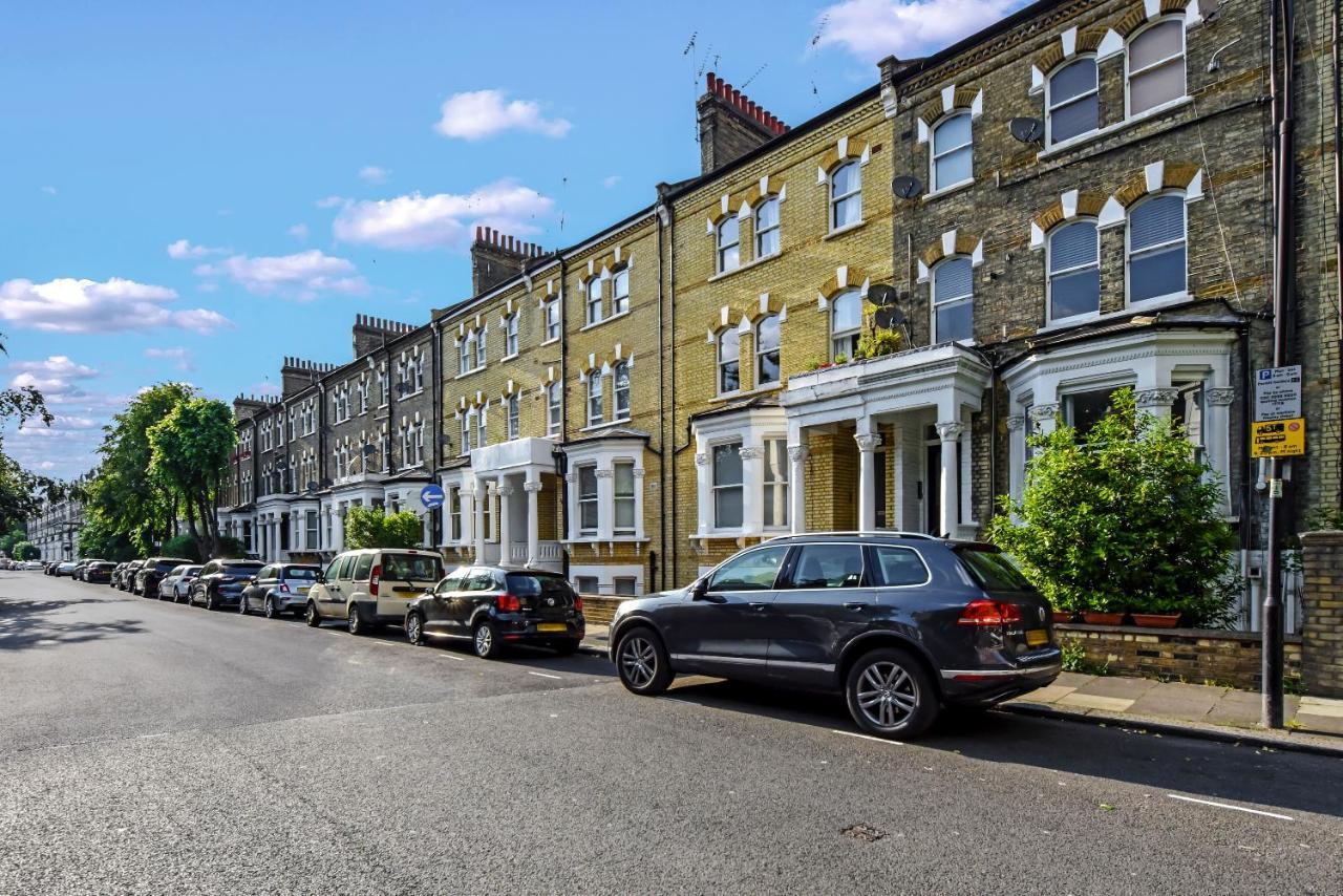 The West Kensington Apartments Лондон Екстер'єр фото